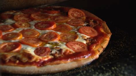 Final slice: Mayfair neighborhood’s Sano’s Pizzeria closes after .
